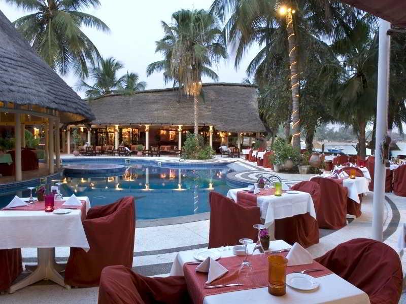 Espadon Hotel M'Bour Zewnętrze zdjęcie